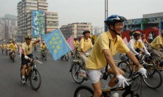 爱游戏足球体育-关于九龙坡区球队勇夺胜利，引发球迷狂热的信息