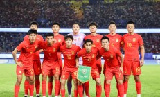 爱游戏足球体育-包含中国足球联赛备战新赛季，球队大将备战磨砺的词条